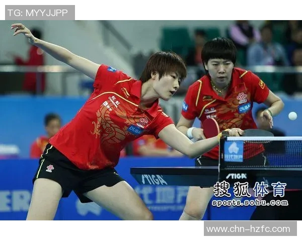 丁宁与佐藤在总决赛中激烈对决谁将捧起冠军奖杯 丁宁与佐藤在总决赛中激烈对决谁将捧起冠军奖杯