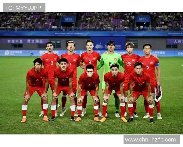 查路与奥卢的较量谁能在赛场上笑到最后分析两队实力与战术对决 查路与奥卢的较量谁能在赛场上笑到最后分析两队实力与战术对决